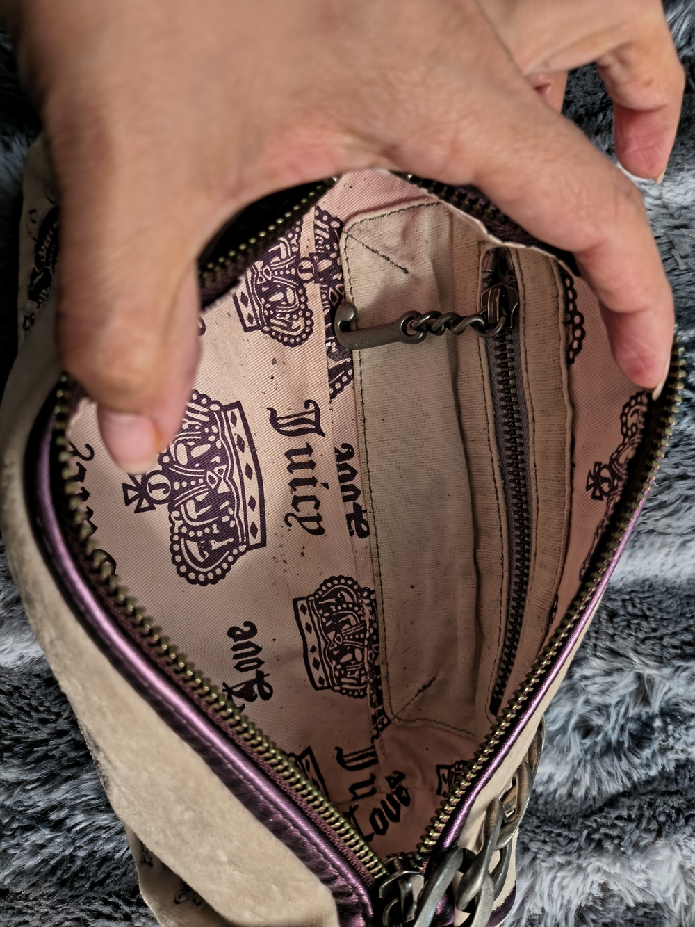 Juicy Couture I Love Couture Embroidered Beige and Purple Shoulder Bag - Picture 7 of 7